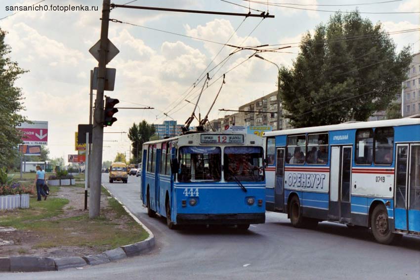 Маршруты троллейбусов оренбурга. Троллейбус Оренбург. Оренбург троллейбус 1995. Троллейбус 10 Оренбург. Троллейбус 6 Оренбург.